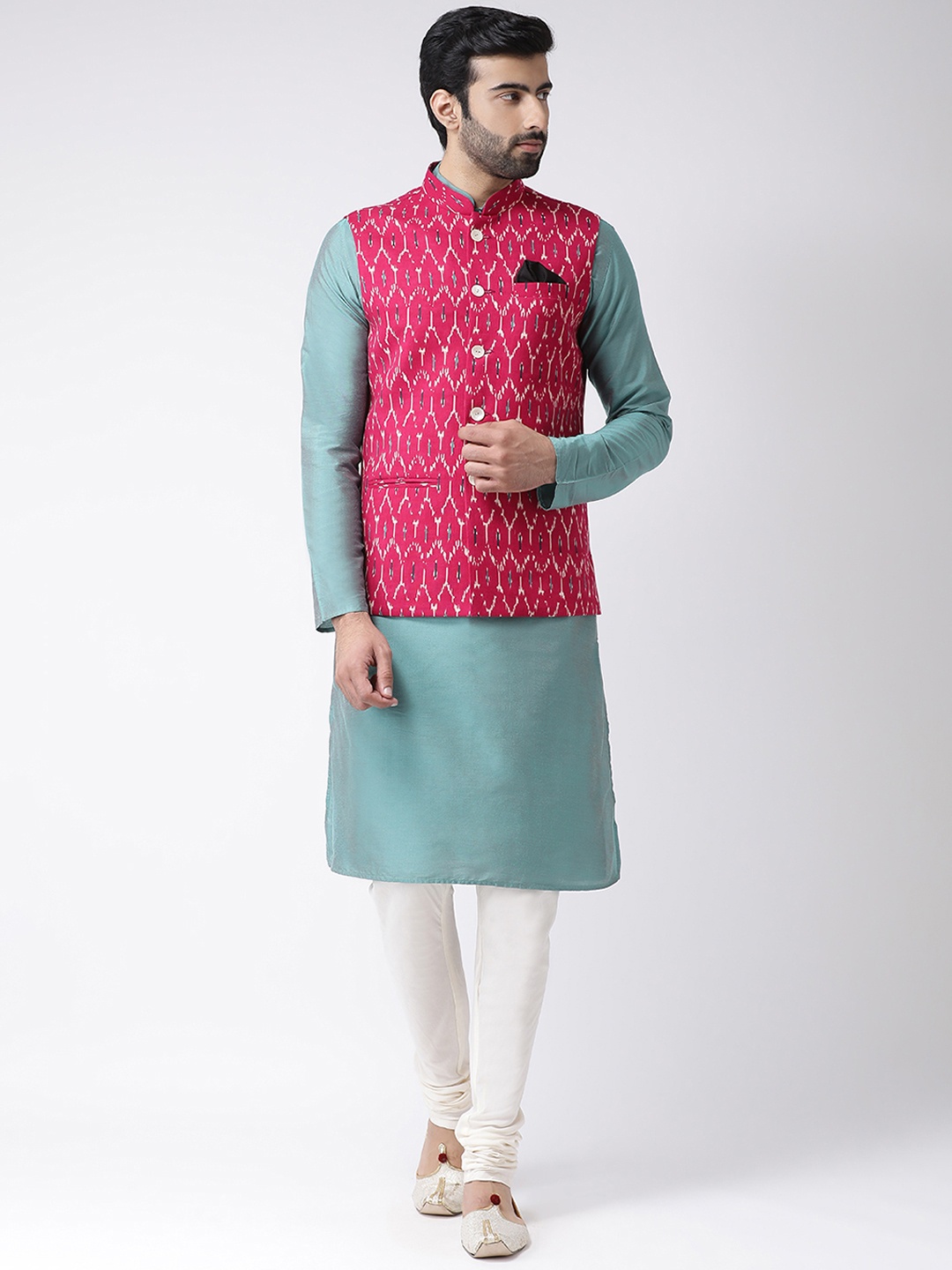 

KISAH Men Green & White Printed Kurta with Churidar