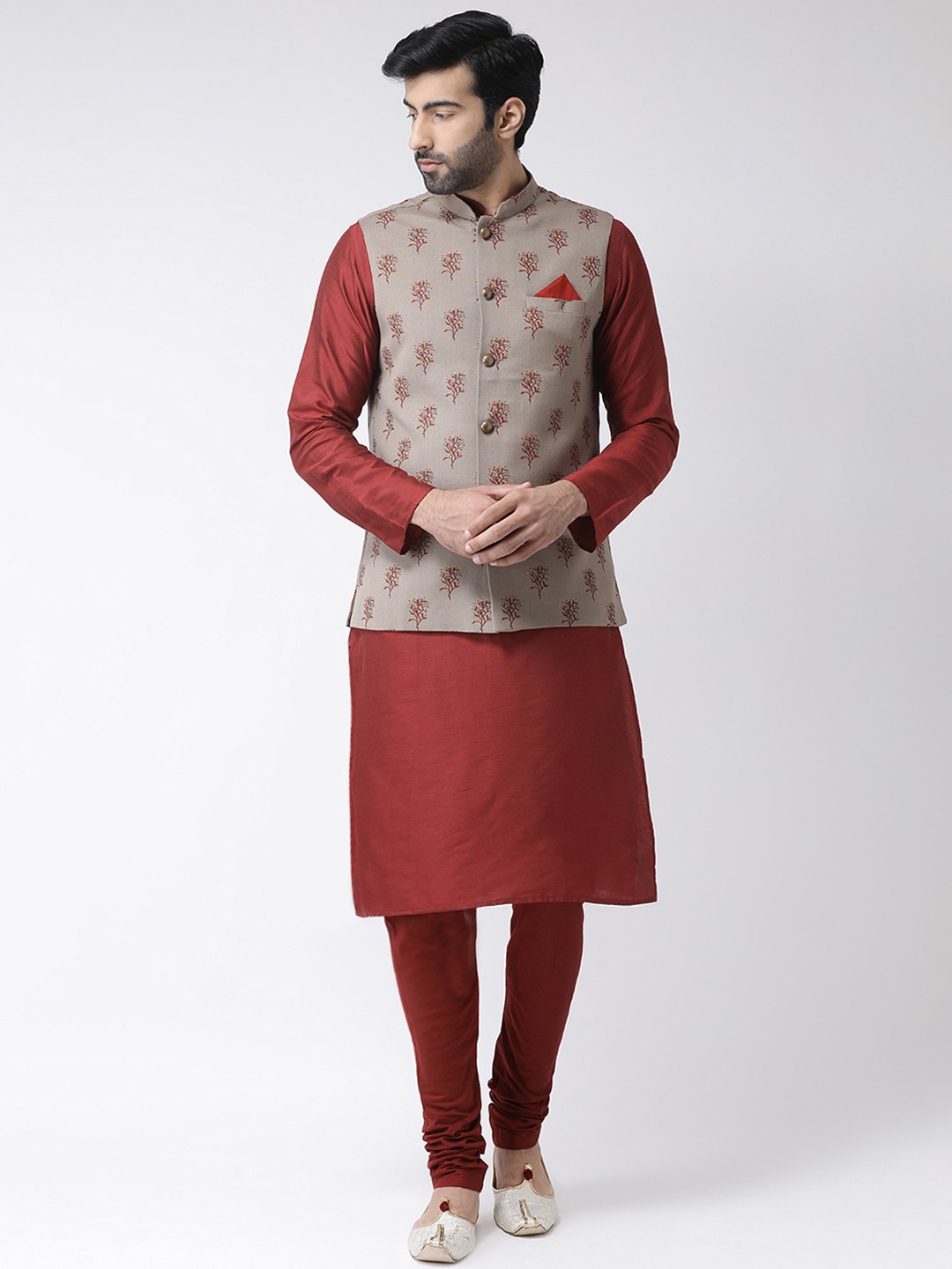 

KISAH Men Maroon & Khaki Printed Kurta Set & Jacket