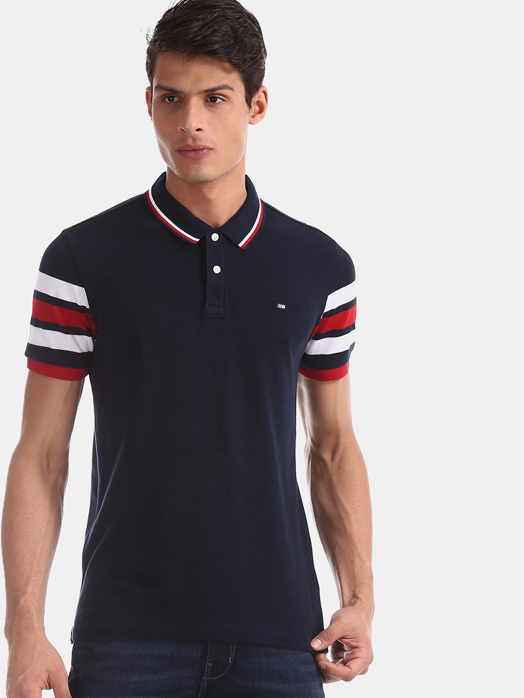 

Arrow Sport Men Navy Blue Solid Polo Collar T-shirt