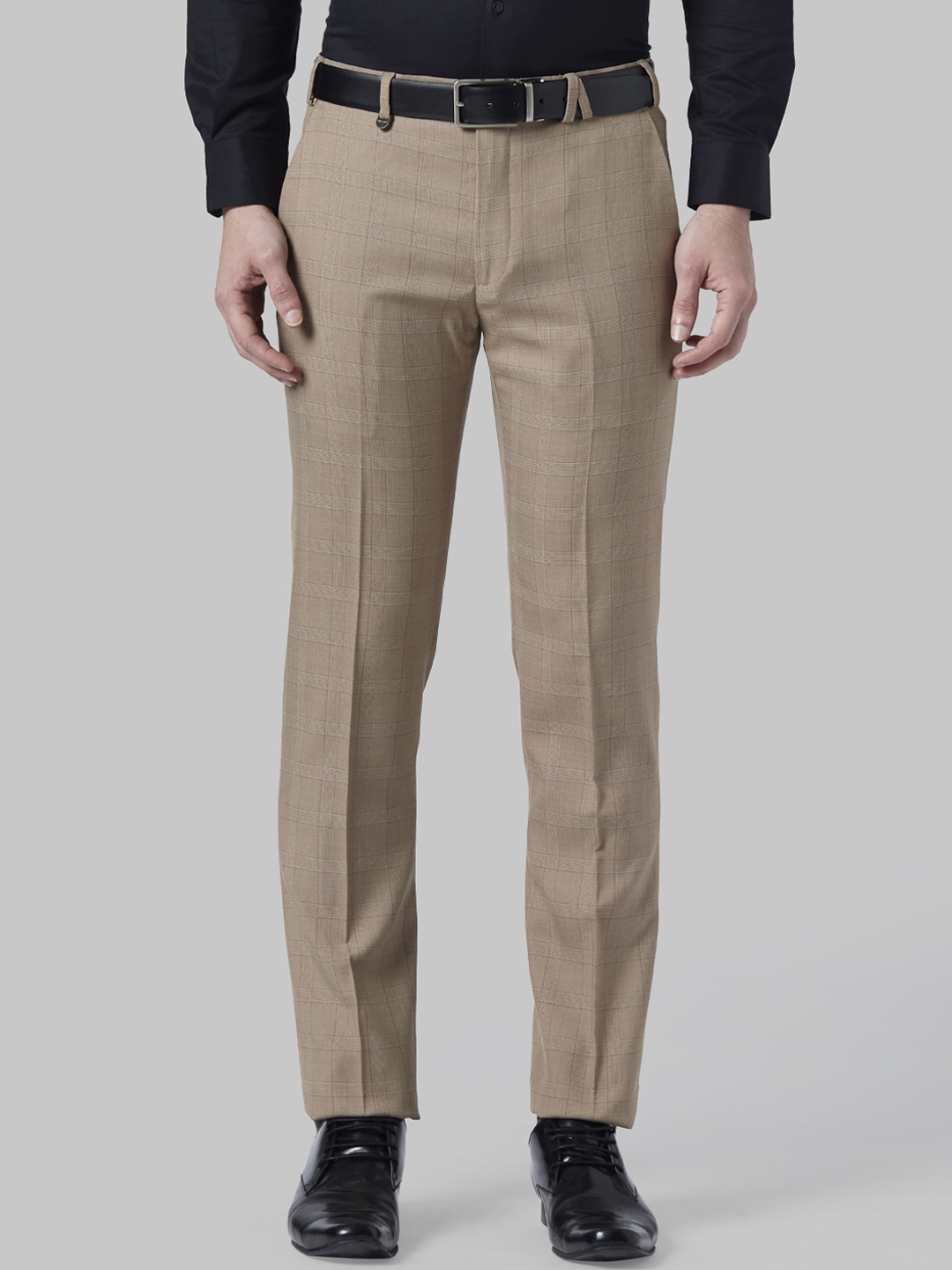 

Park Avenue Men Tan Slim Fit Checked Formal Trousers