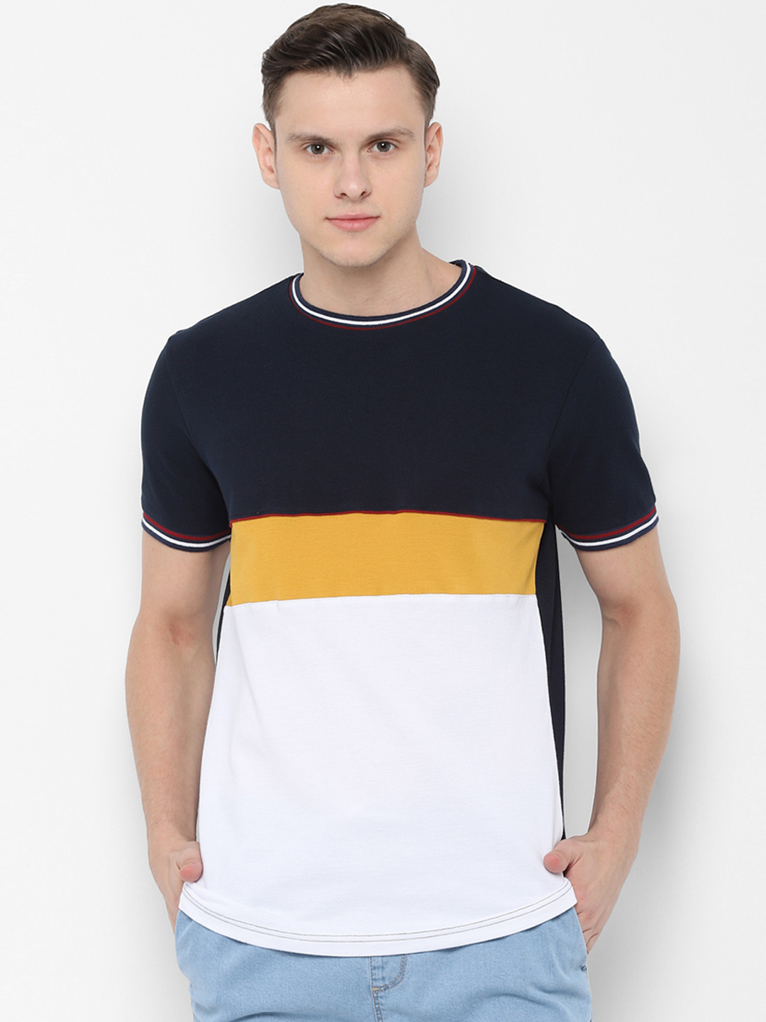 

People Men Navy Blue Colourblocked Round Neck Pure Cotton T-shirt