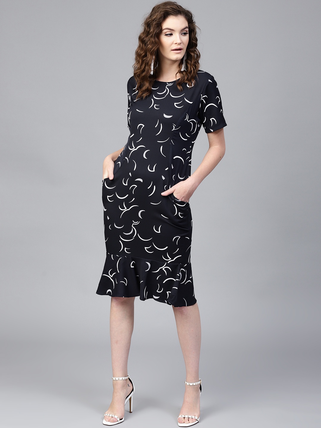 

Zima Leto Women Printed Navy Blue Sheath Dress