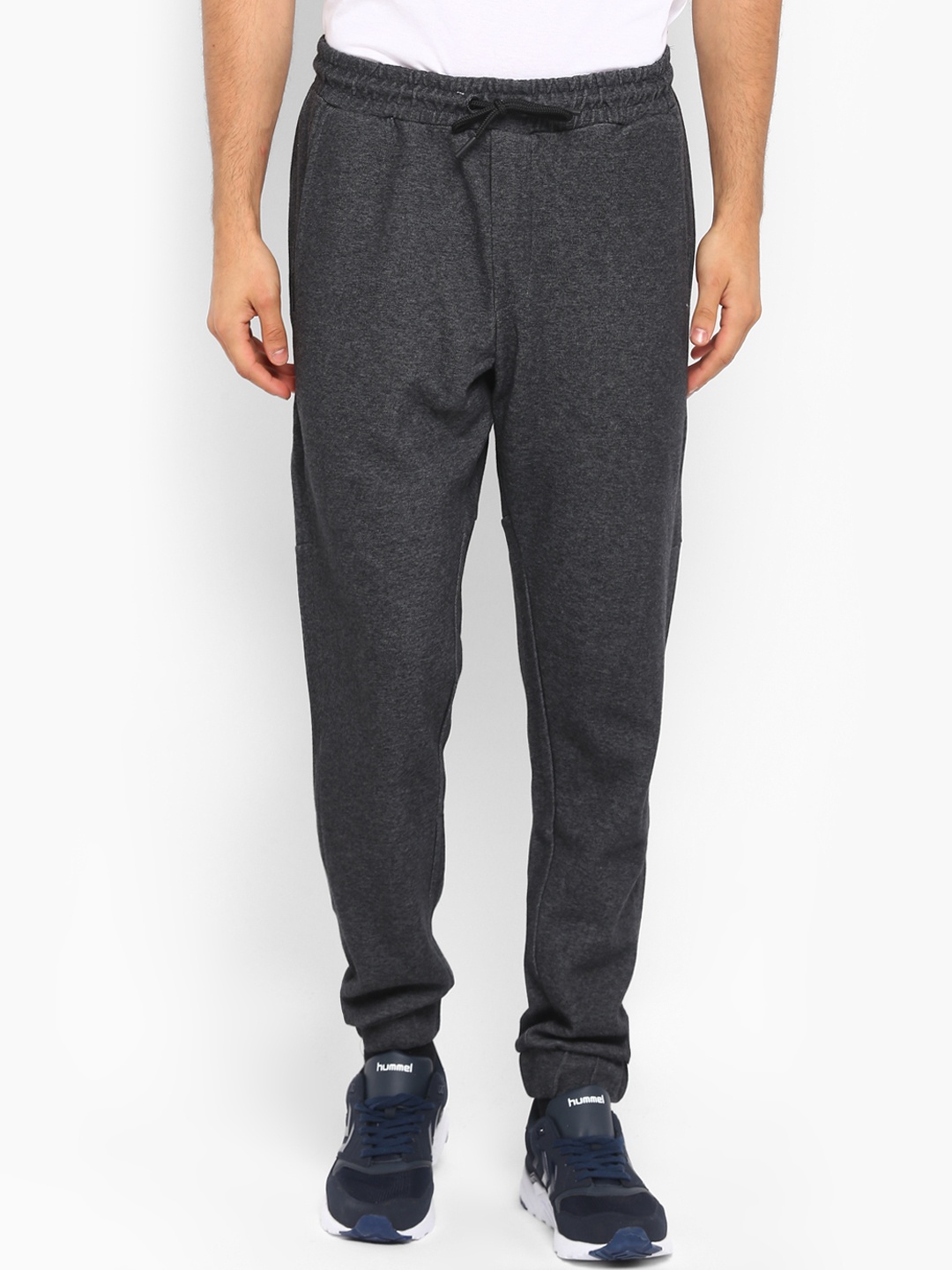 Hummel Men Black Solid Torrance Track Pants