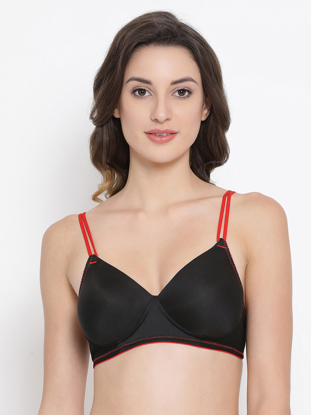 

Clovia Black Solid Non-Wired Lightly Padded T-shirt Bra BR1737S1332B