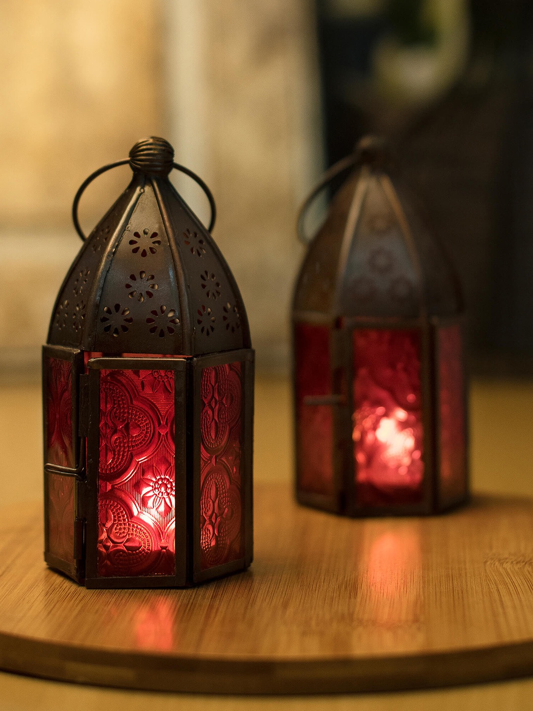 

Homesake Red & Brown Table Candle Holder With Tea Lights