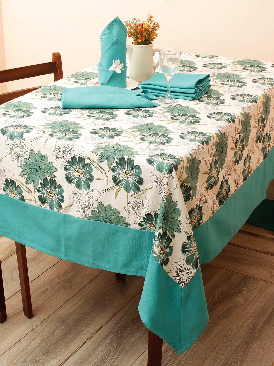 

Soumya Set of 7 Turquoise Blue & Green Printed Pure Cotton 200TC Table Cover With 6 Napkins