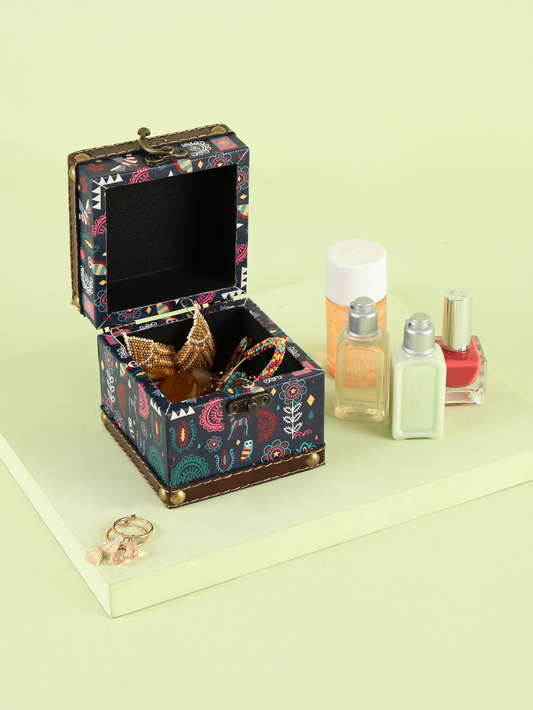 

Chumbak Make Believe Navy Blue & Pink Printed Multi-Utility Storage Box
