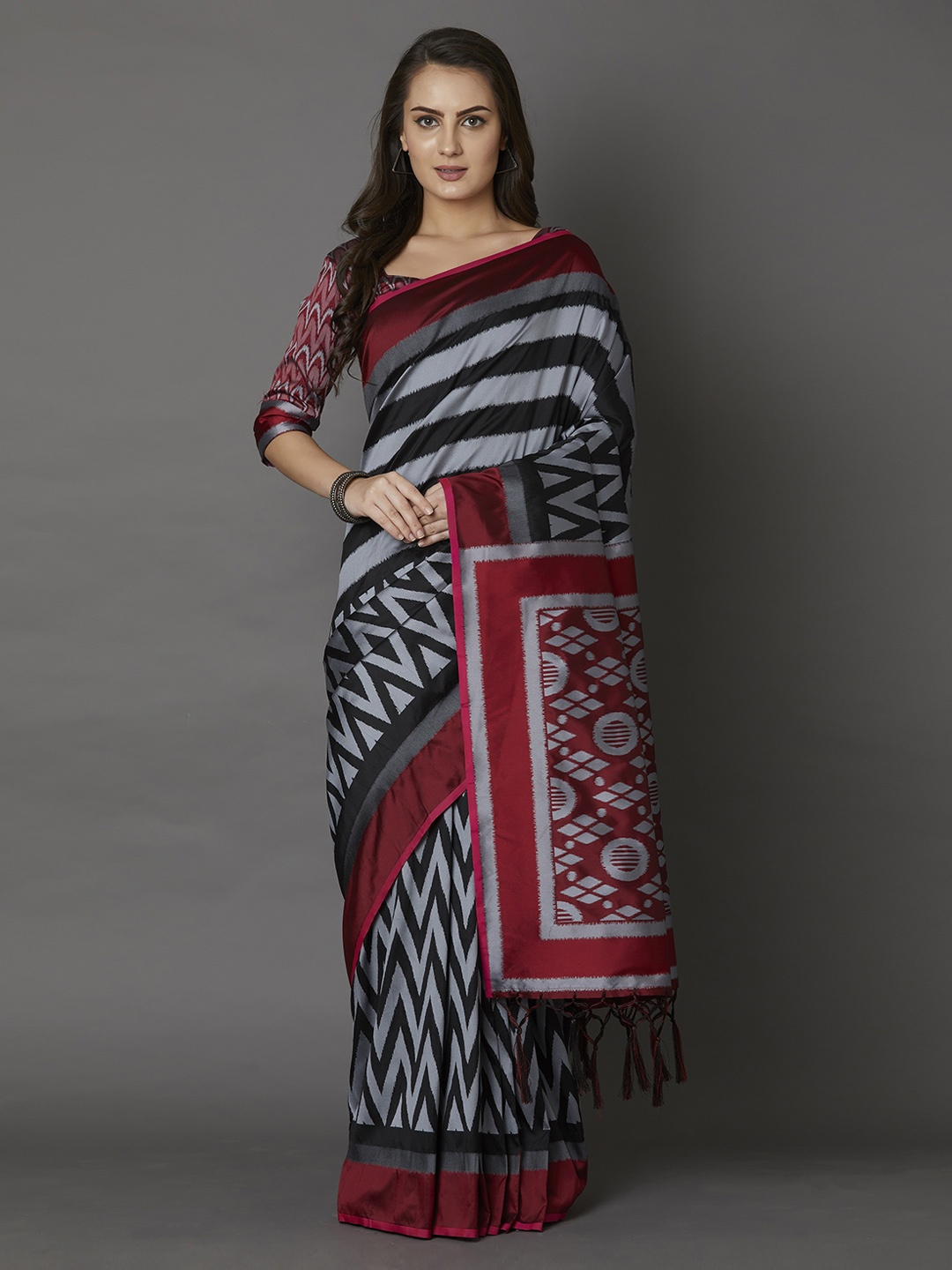 

Mitera Black & Grey Silk Blend Printed Saree