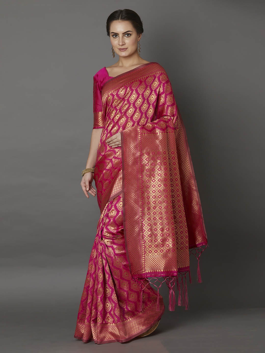 

Mitera Pink & Gold-Coloured Silk Blend Woven Design Banarasi Saree