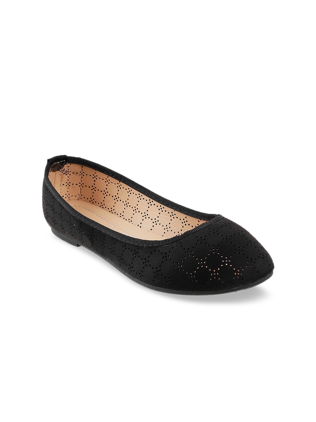 

Mochi Women Black Textured Ballerinas