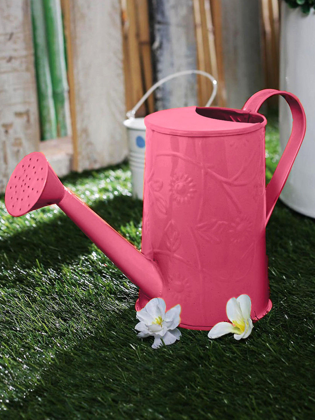 

green girgit Pink Solid Watercan