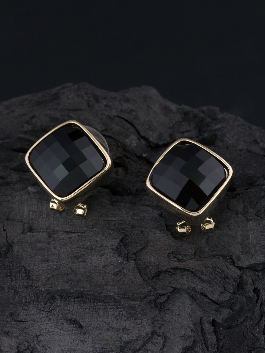 

E2O Gold-Plated & Black Square Studs