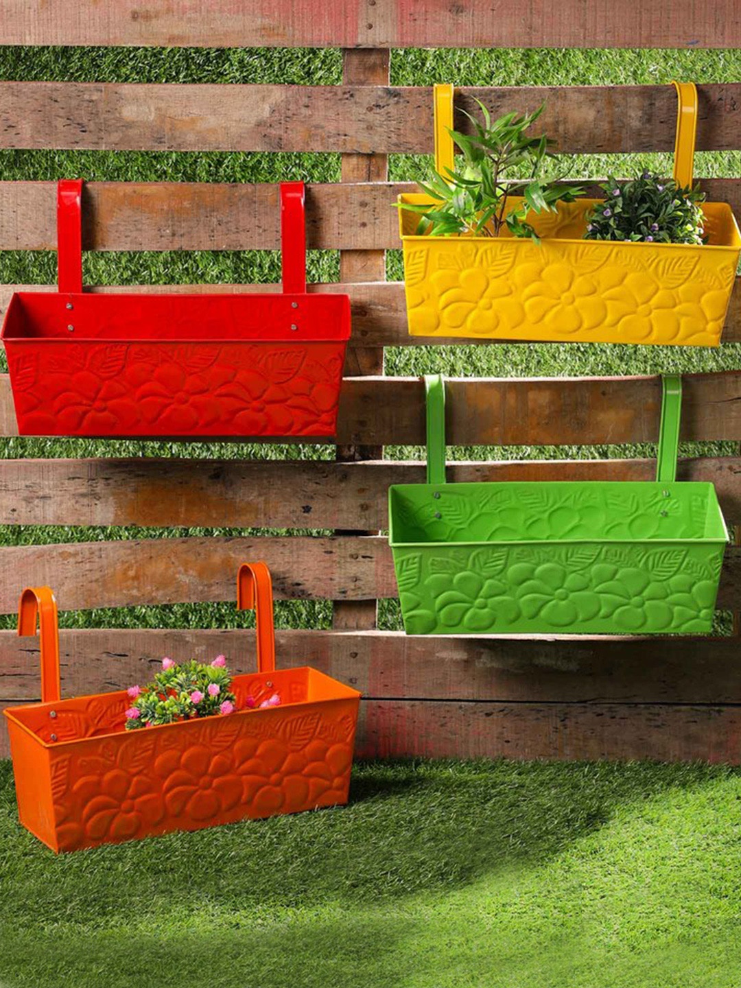 

green girgit Set of 4 Flower Embossed Rectangular Planters, Multi
