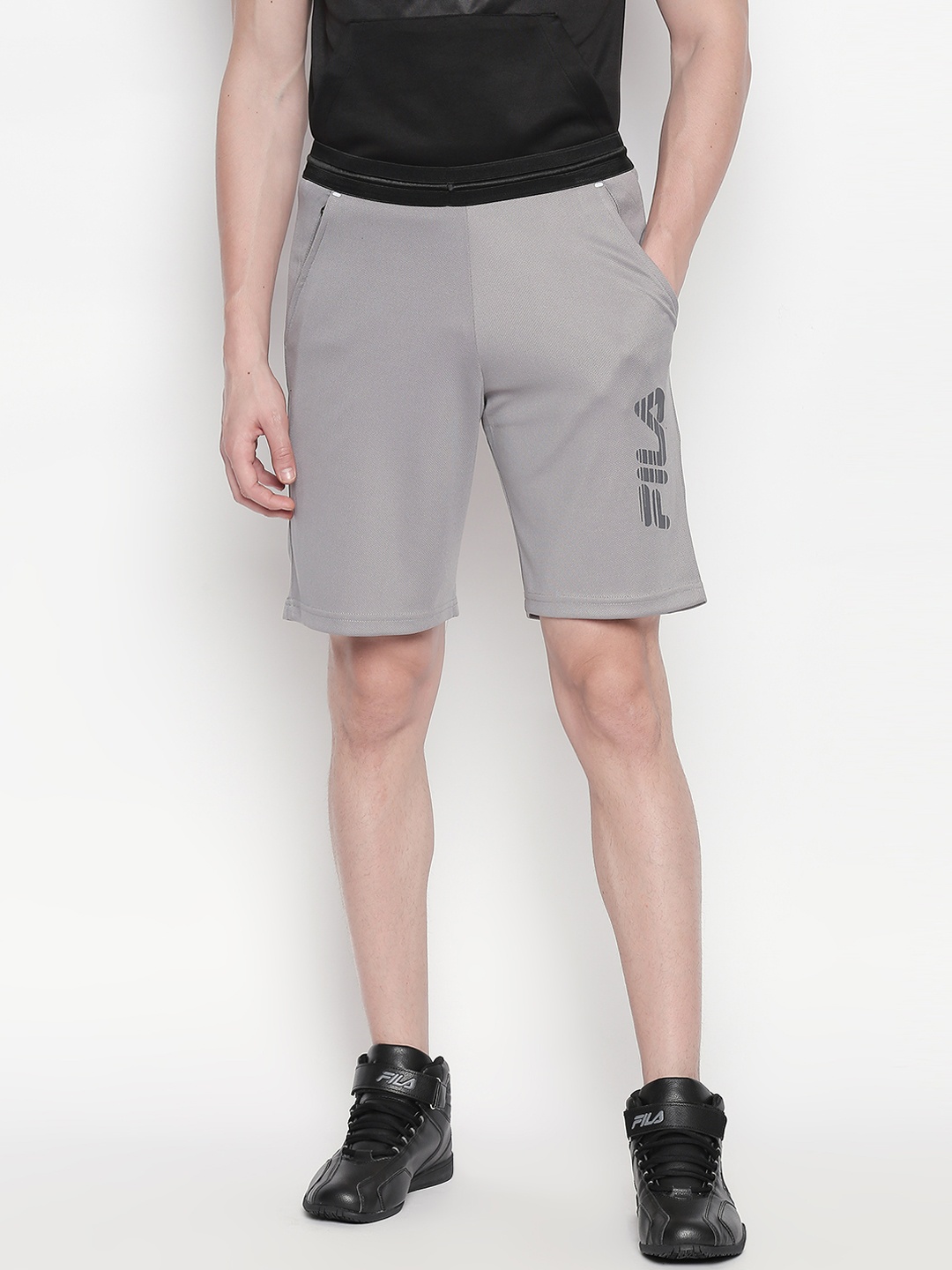 

FILA Men Grey Solid Slim Fit Sports Shorts