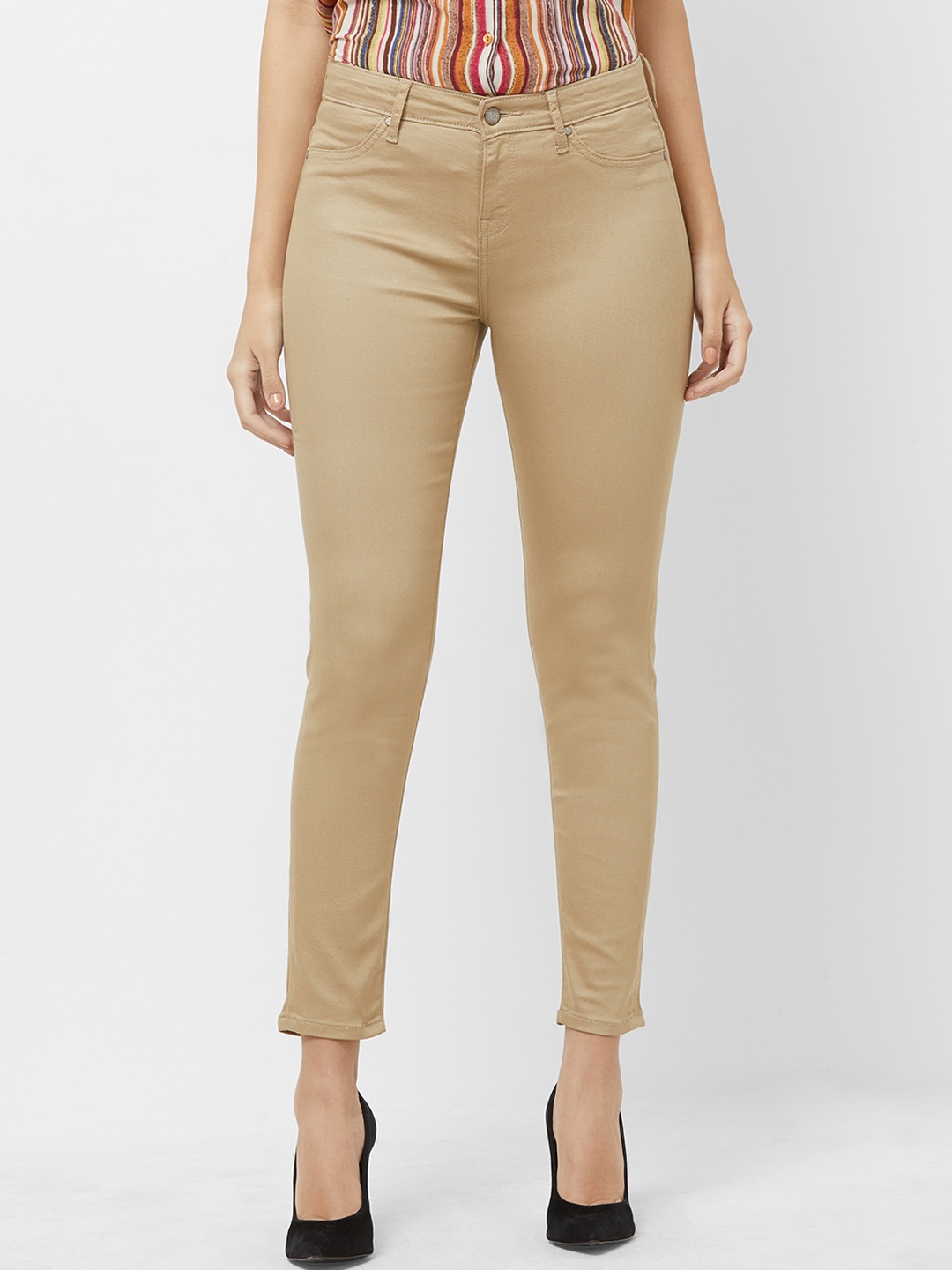 

Fusion Beats Women Beige Regular Fit Solid Regular Trousers