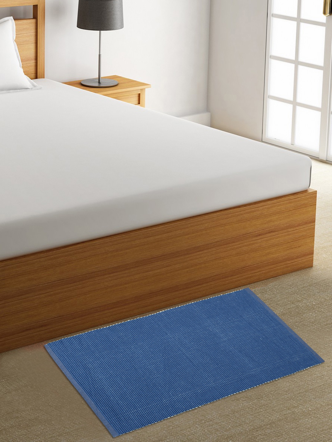 

KLOTTHE Blue Striped Rectangular Floor Mat