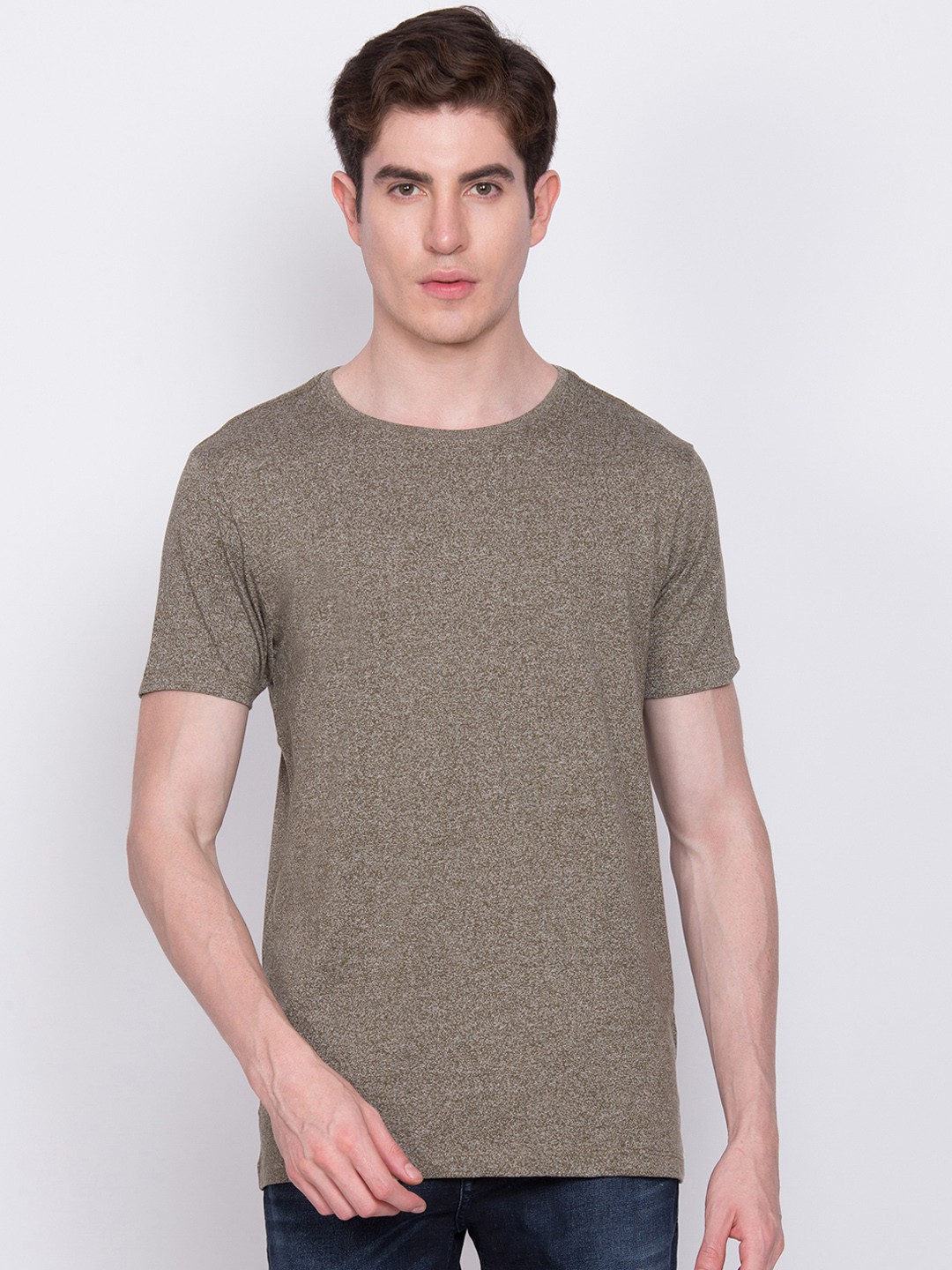 

LINDBERGH Men Olive Brown Solid Slim Fit Round Neck T-shirt