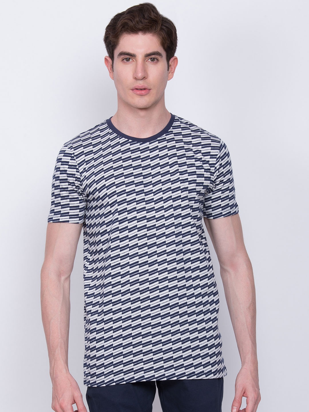 

LINDBERGH Men Navy Blue Striped Round Neck Slim Fit T-shirt