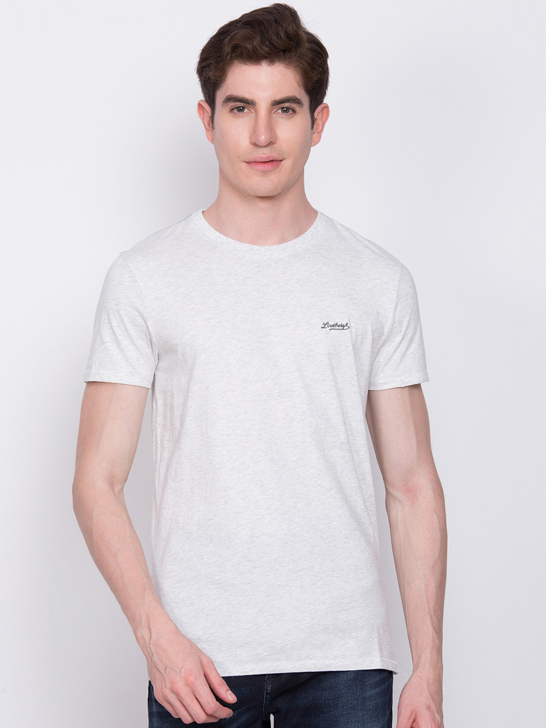 

LINDBERGH Men Off-White Slim Fit Solid Round Neck T-shirt
