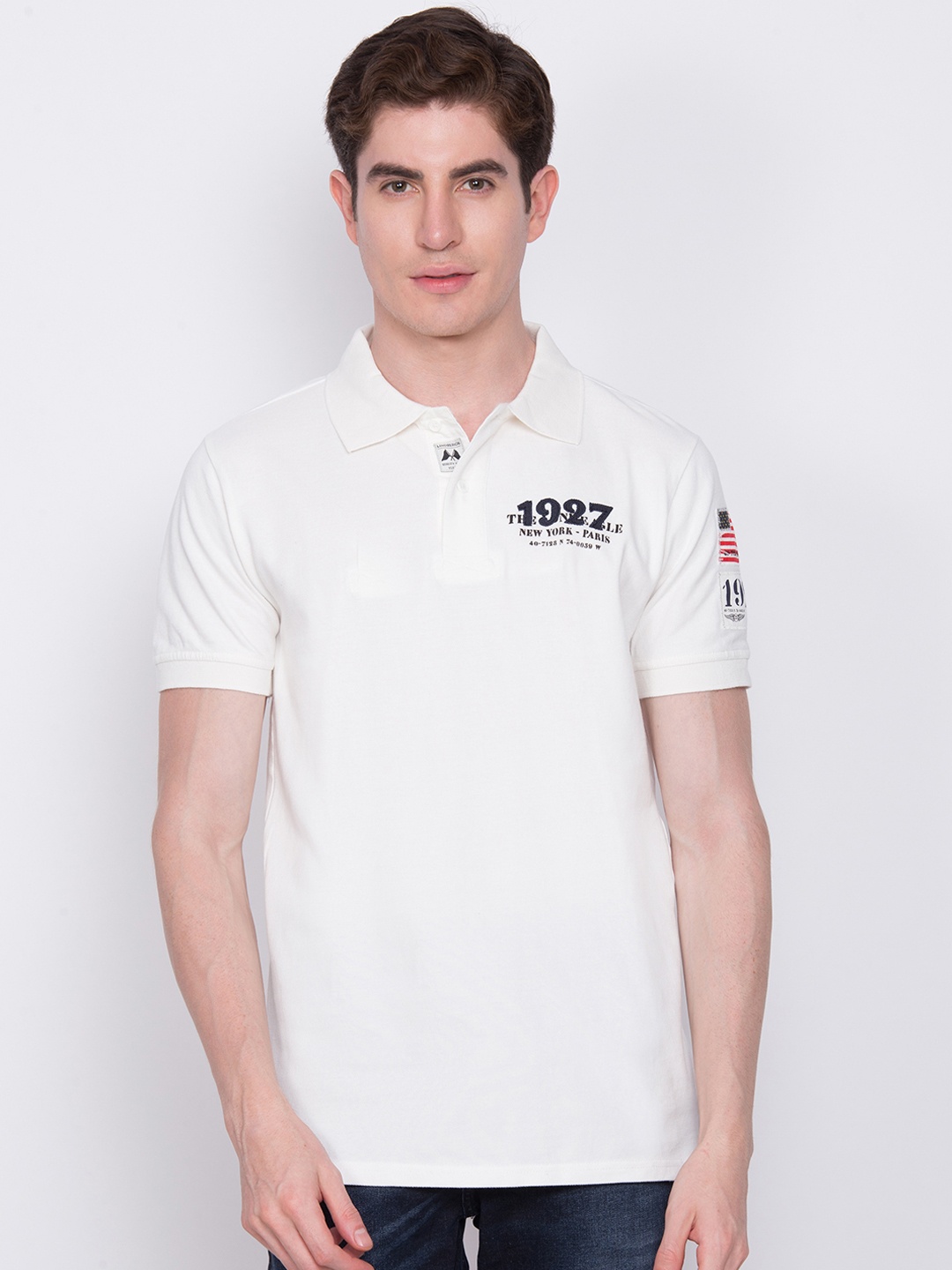 

LINDBERGH Men Off-White Slim Fit Solid Polo Collar T-shirt