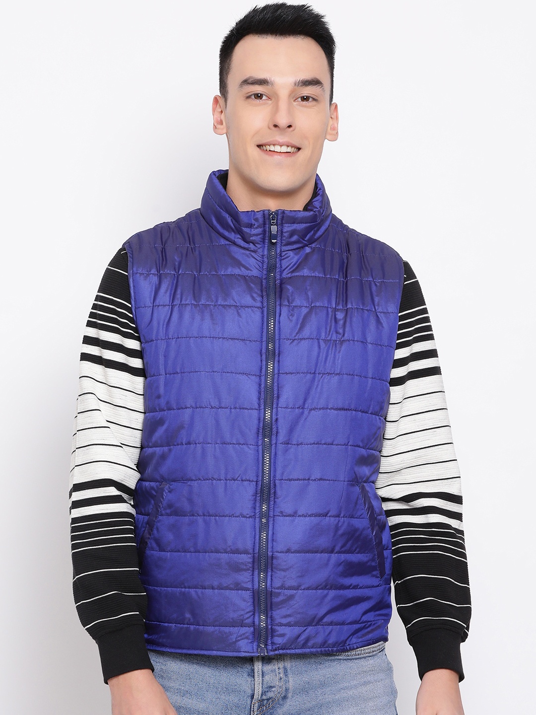 

Oxolloxo Men Blue Solid Padded Jacket