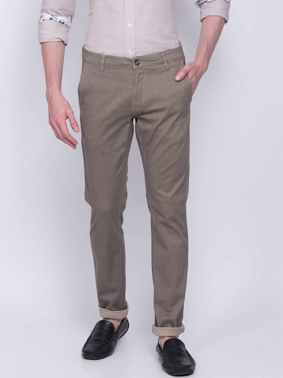 

LINDBERGH Men Taupe Slim Fit Self Design Regular Trousers