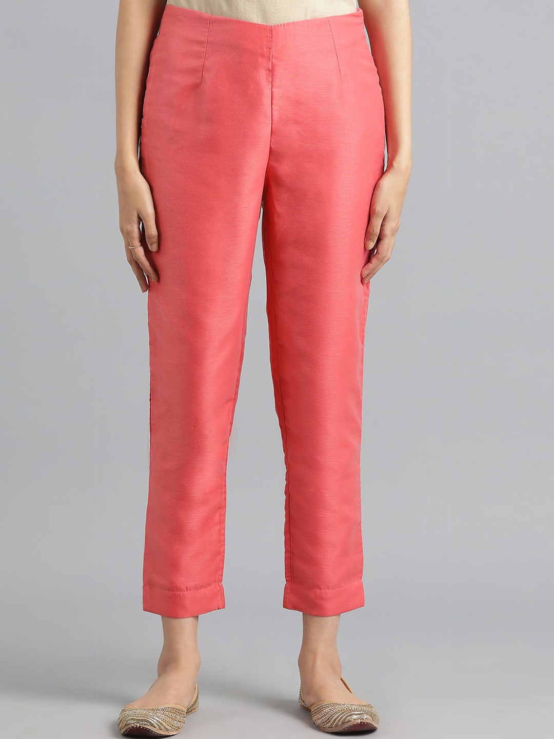 

WISHFUL Women Peach-Coloured Regular Fit Solid Regular Trousers