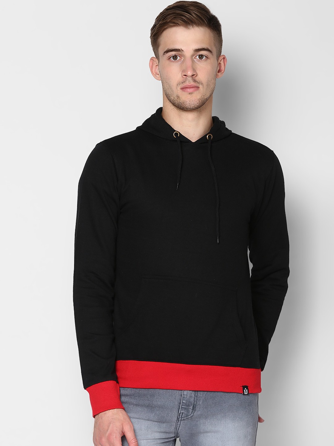 

Urbano Fashion Men Black & Red Solid Hooded Sweatshirt