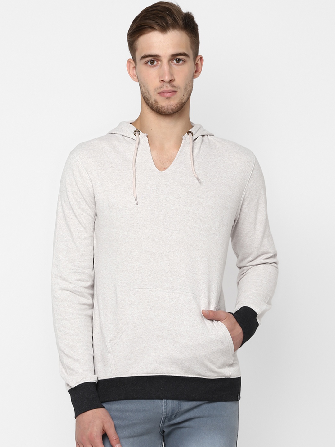 

Urbano Fashion Men White Solid Hooded Sweatshirt