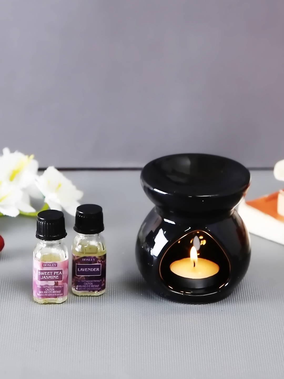 

HOSLEY Black Ceramic Aroma Oil Warmer with Oil Bottles & Tealight