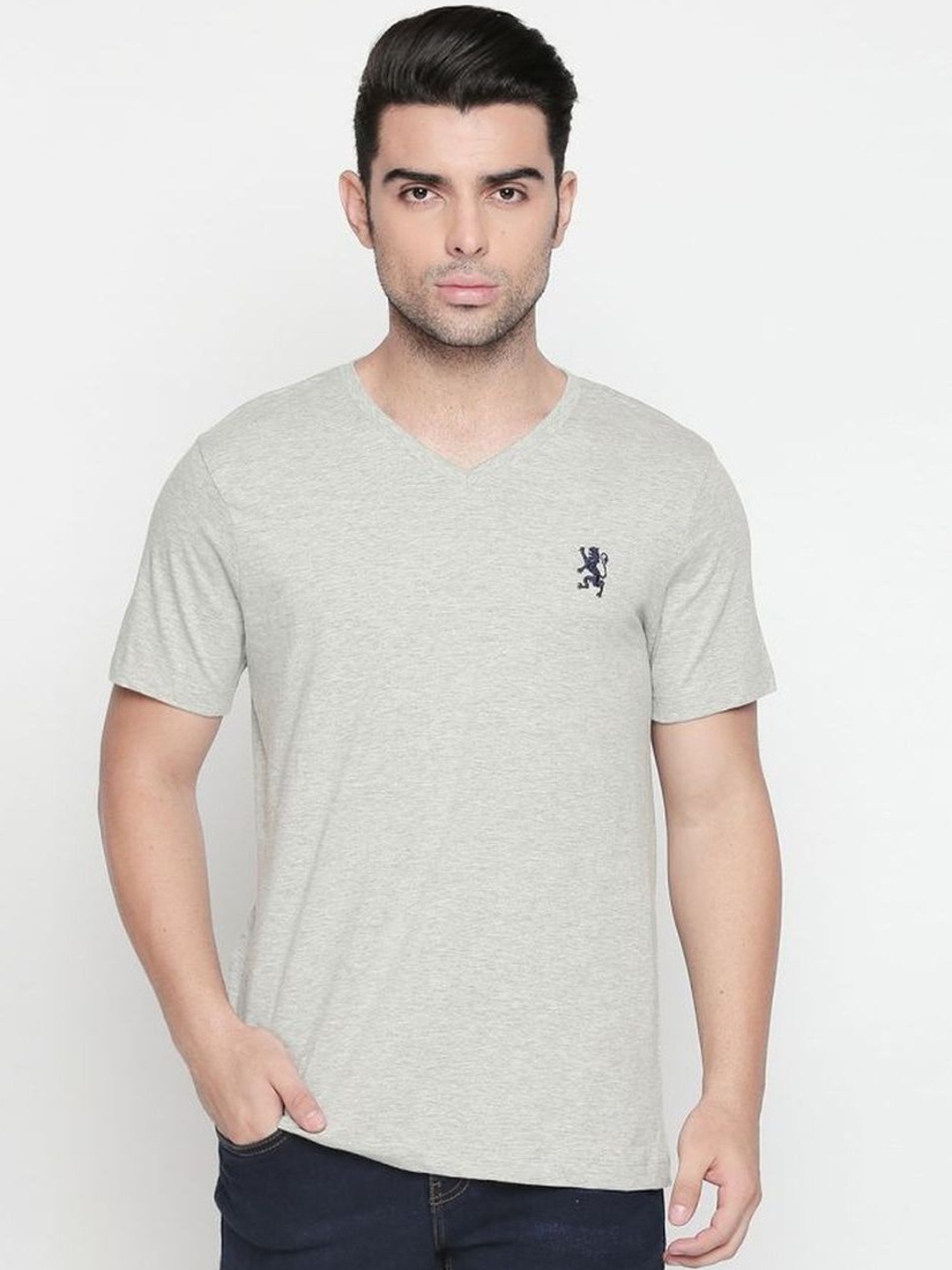 GIORDANO Men Grey Solid V-Neck Pure Cotton T-shirt
