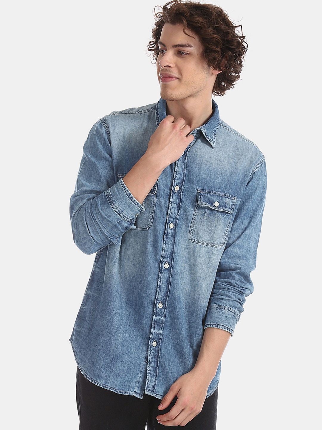 

Aeropostale Men Blue Slim Fit Faded Denim Casual Shirt