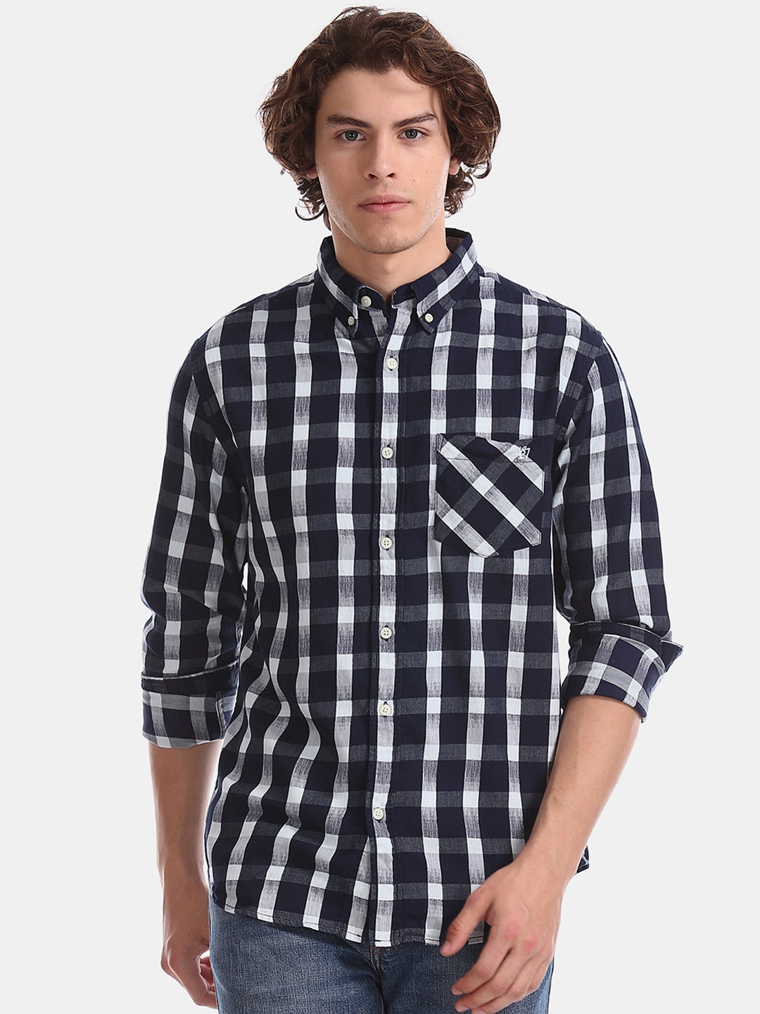 

Aeropostale Men Navy Blue & White Regular Fit Checked Casual Shirt