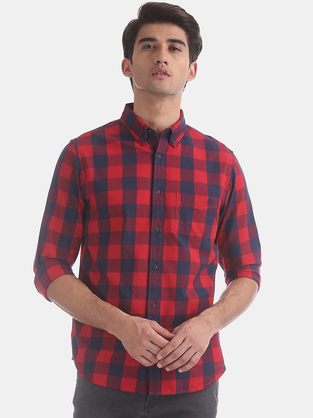

Aeropostale Men Red & Navy Blue Slim Fit Checked Casual Shirt