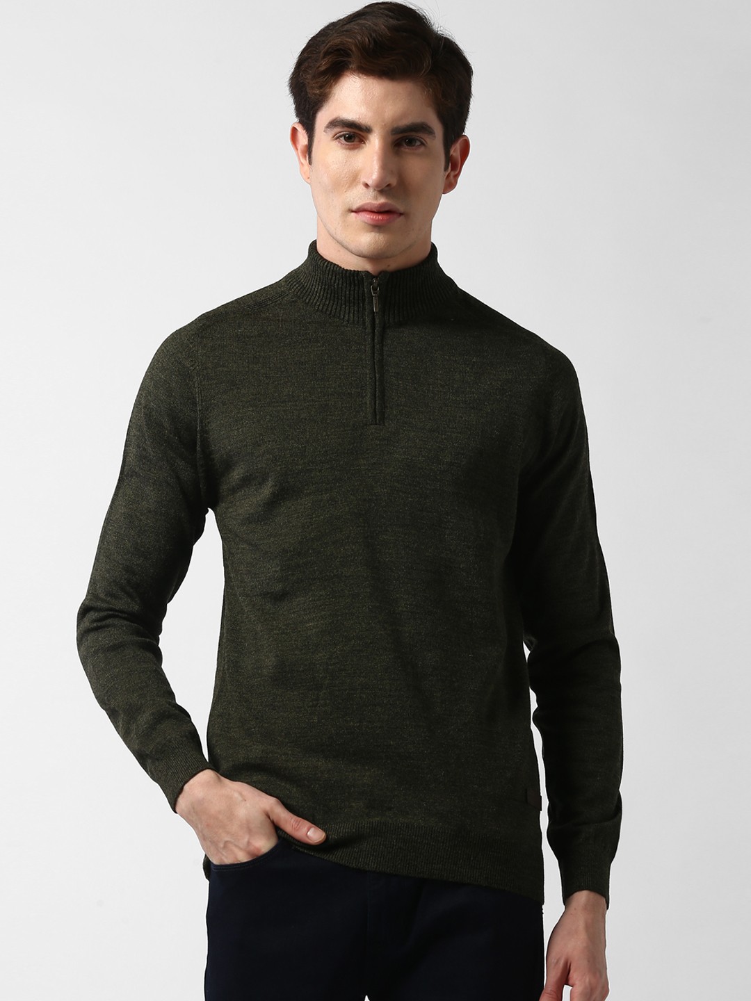 

Peter England Casuals Men Olive Green Solid Sweater