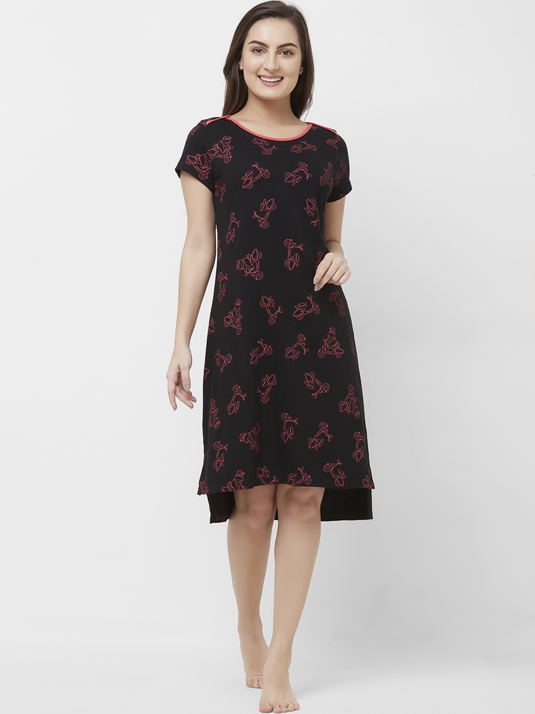 

Mystere Paris Black & Coral Pink Printed Nightdress