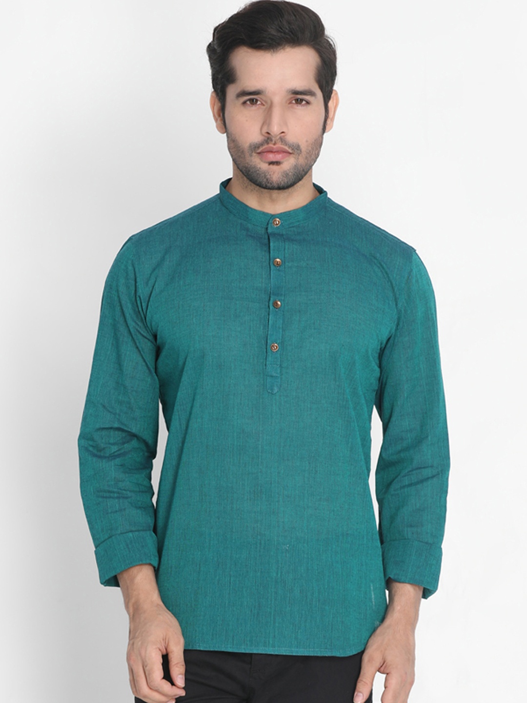 

VASTRAMAY Men Green Solid Straight Kurta