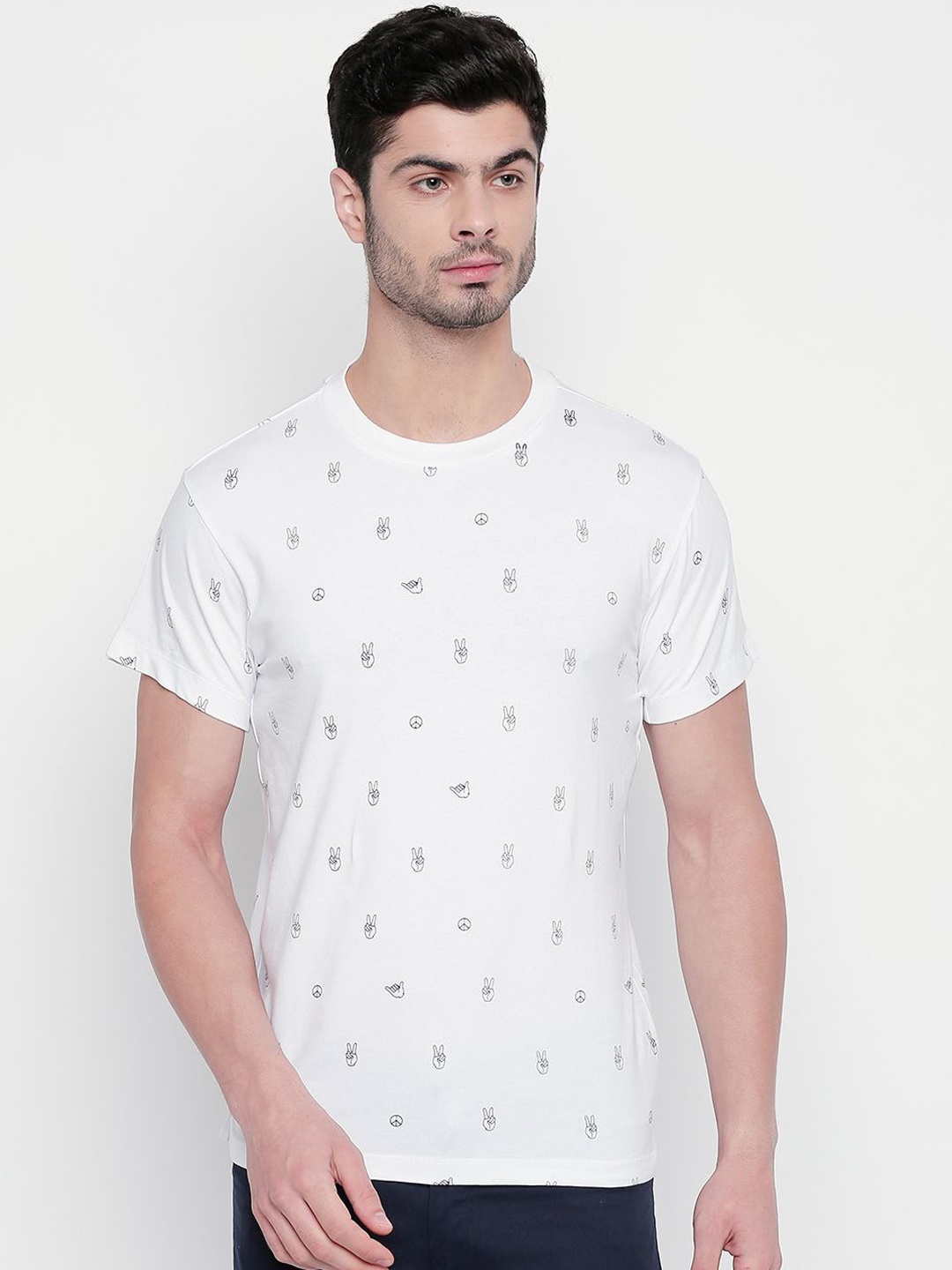 Kenneth Cole Men White Printed Round Neck T-shirt