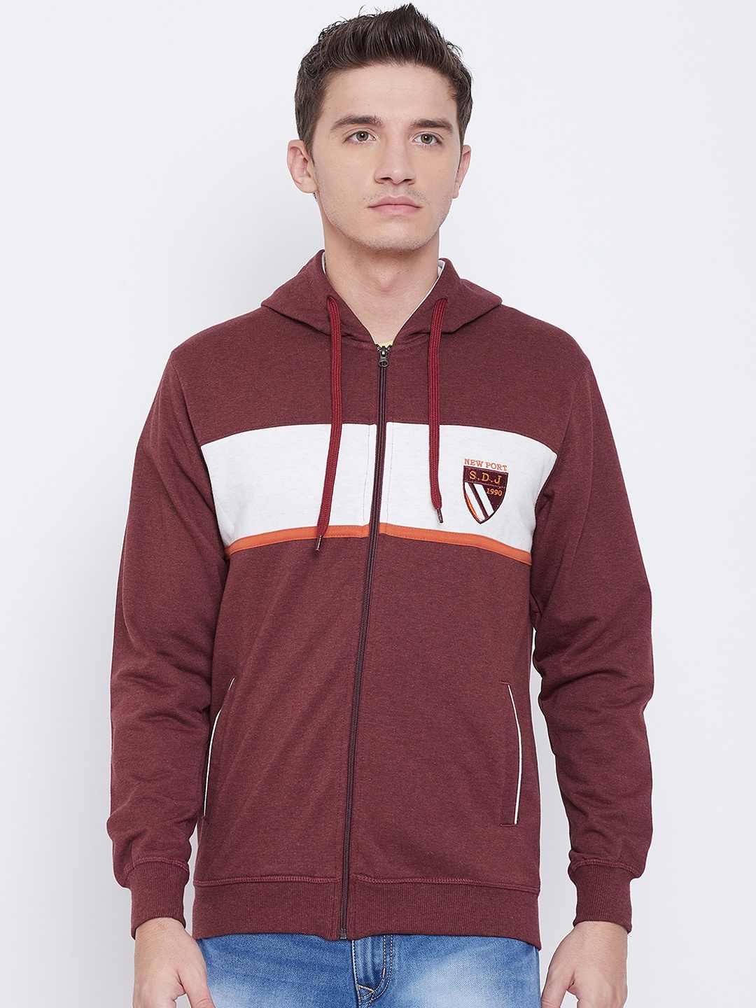 

Duke Men Maroon & White Solid Hooded Sweatshirt