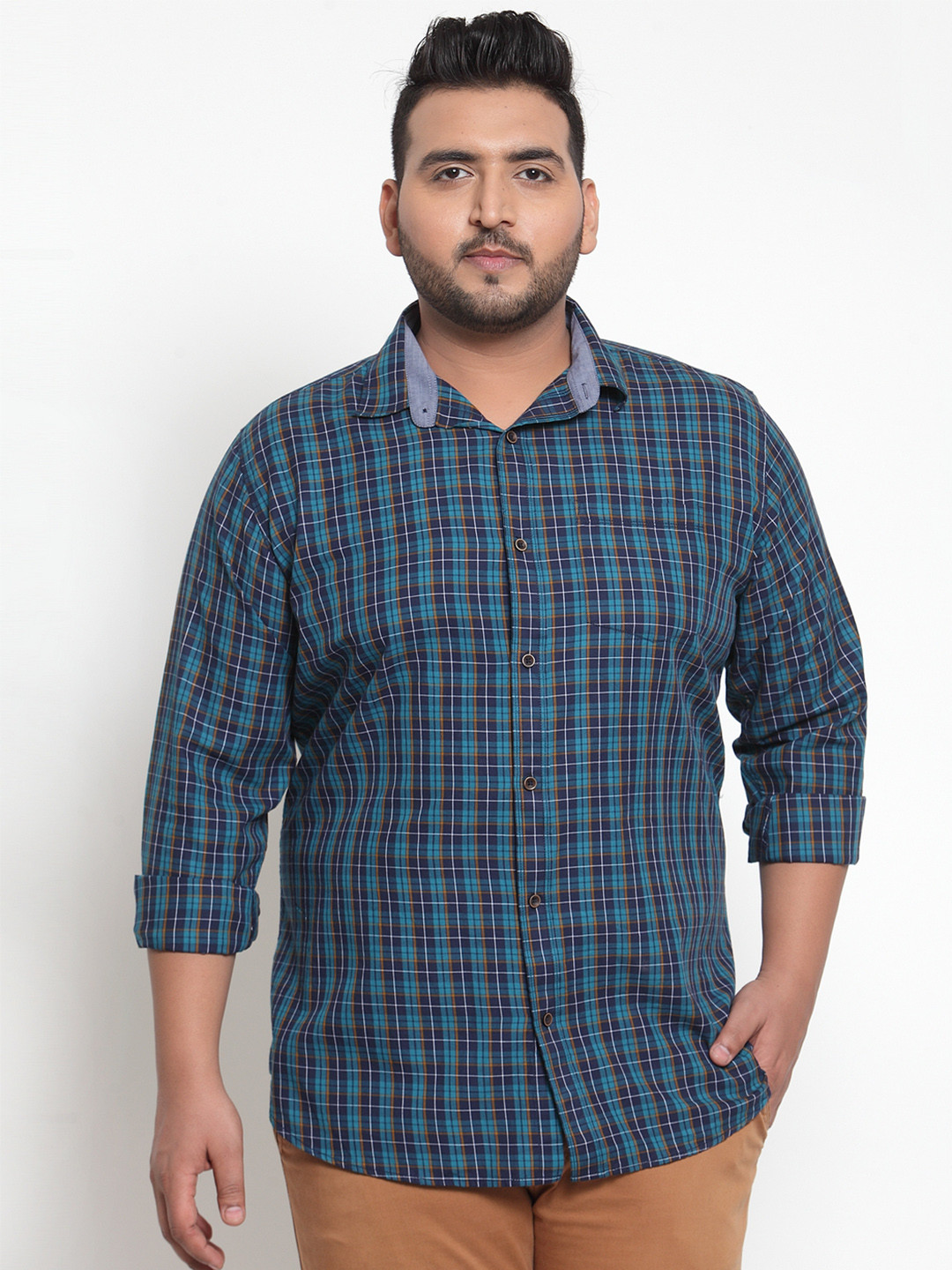 

plusS Men Blue Comfort Regular Fit Checked Casual Shirt