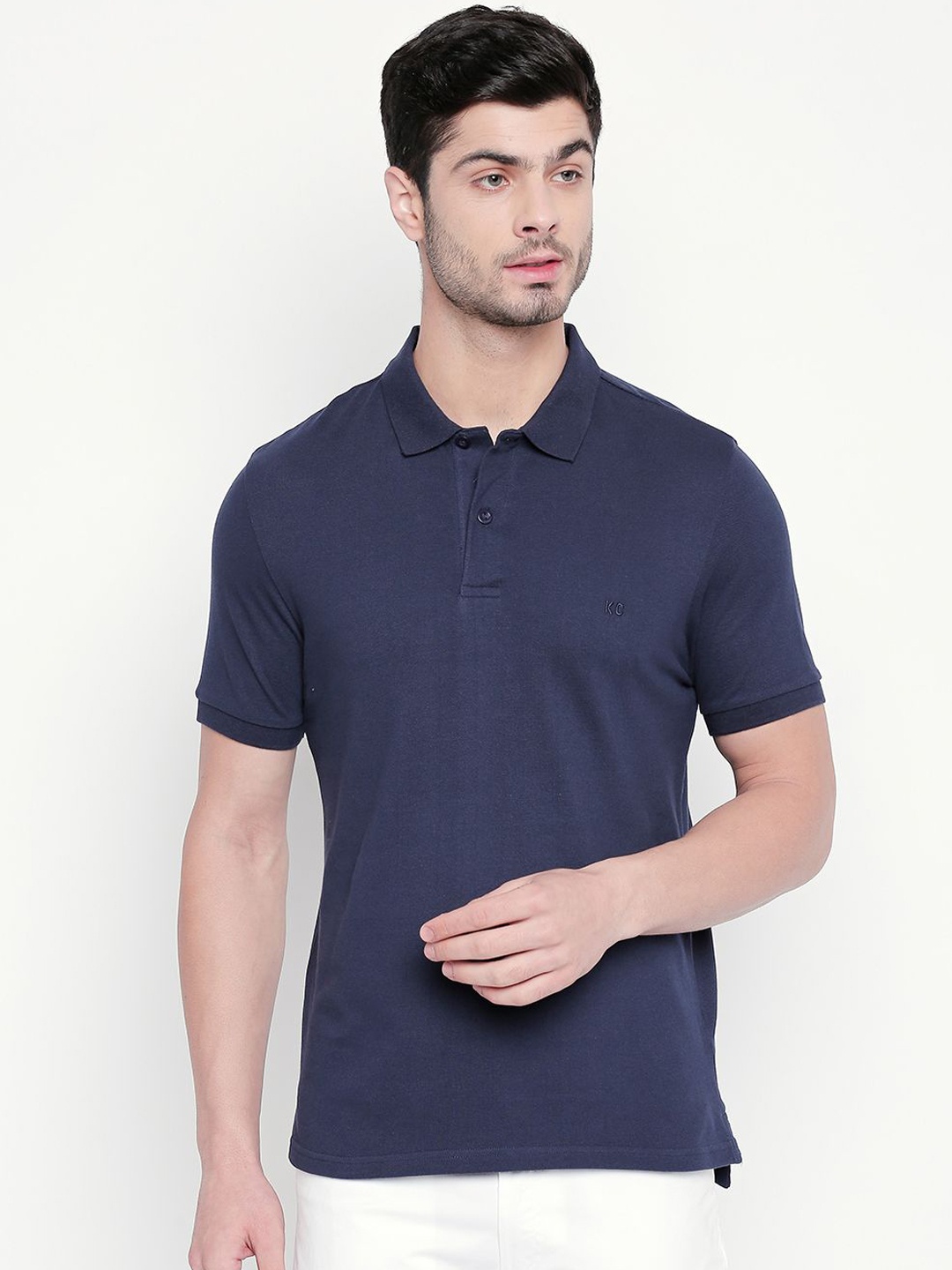 

Kenneth Cole Men Navy Blue Solid Slim Fit Polo Collar Pure Cotton T-shirt