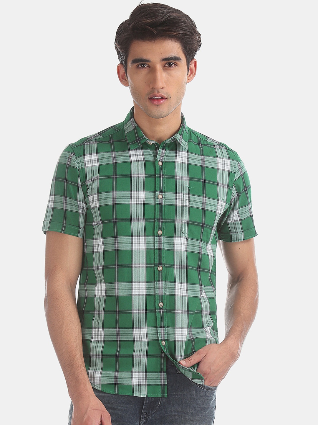 

Flying Machine Men Green & White Regular Fit Checked Casual Shirt