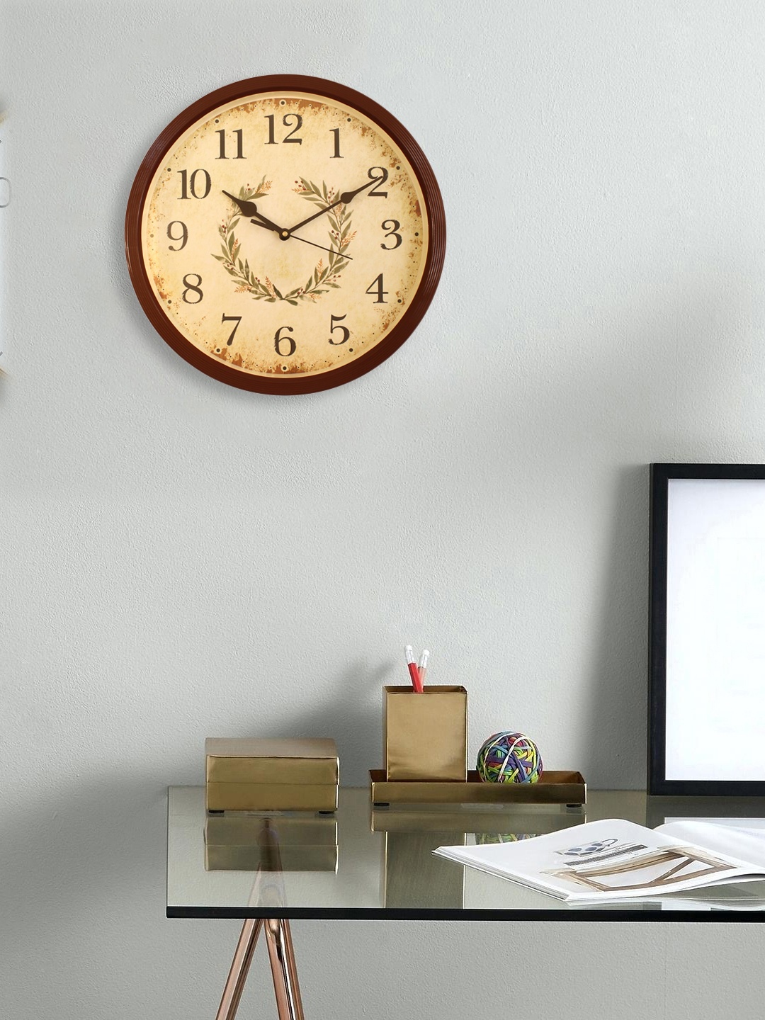 

eCraftIndia Beige Round Printed 32 cm Analogue Wall Clock