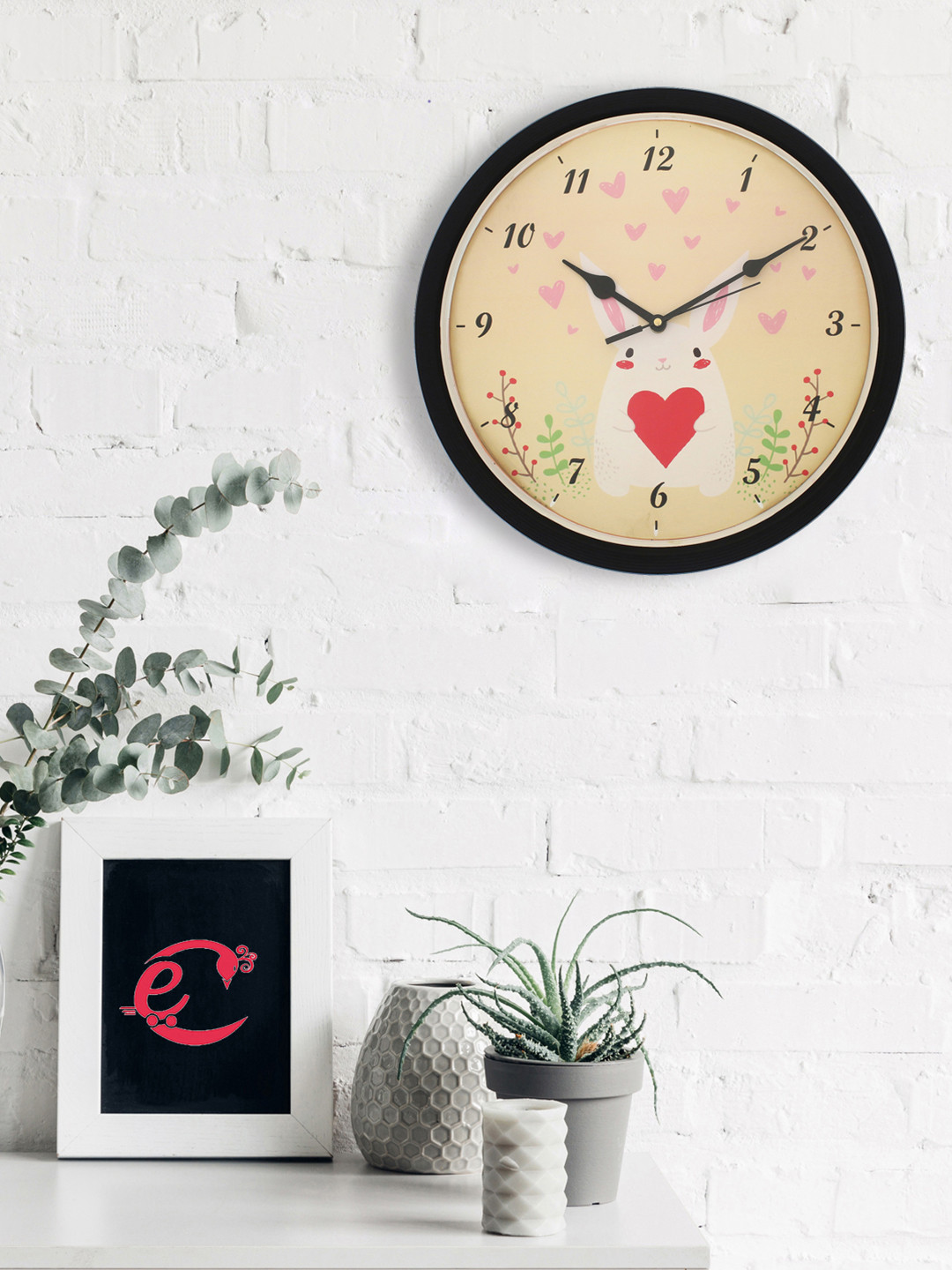 

eCraftIndia Black & Beige Round Printed 30 cm Analogue Wall Clock