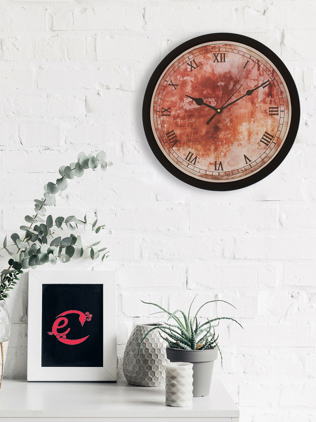 

eCraftIndia Brown Round Printed 31 cm Analogue Wall Clock