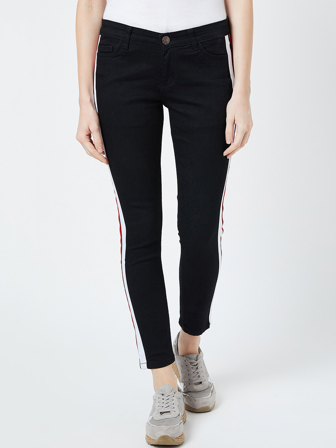 

The Dry State Women Black Slim Fit Mid-Rise Clean Look Jeans