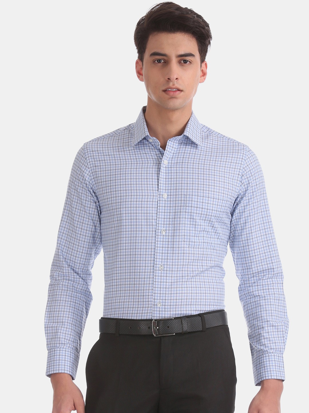 

Arrow Men Blue & Black Regular Fit Checked Formal Shirt