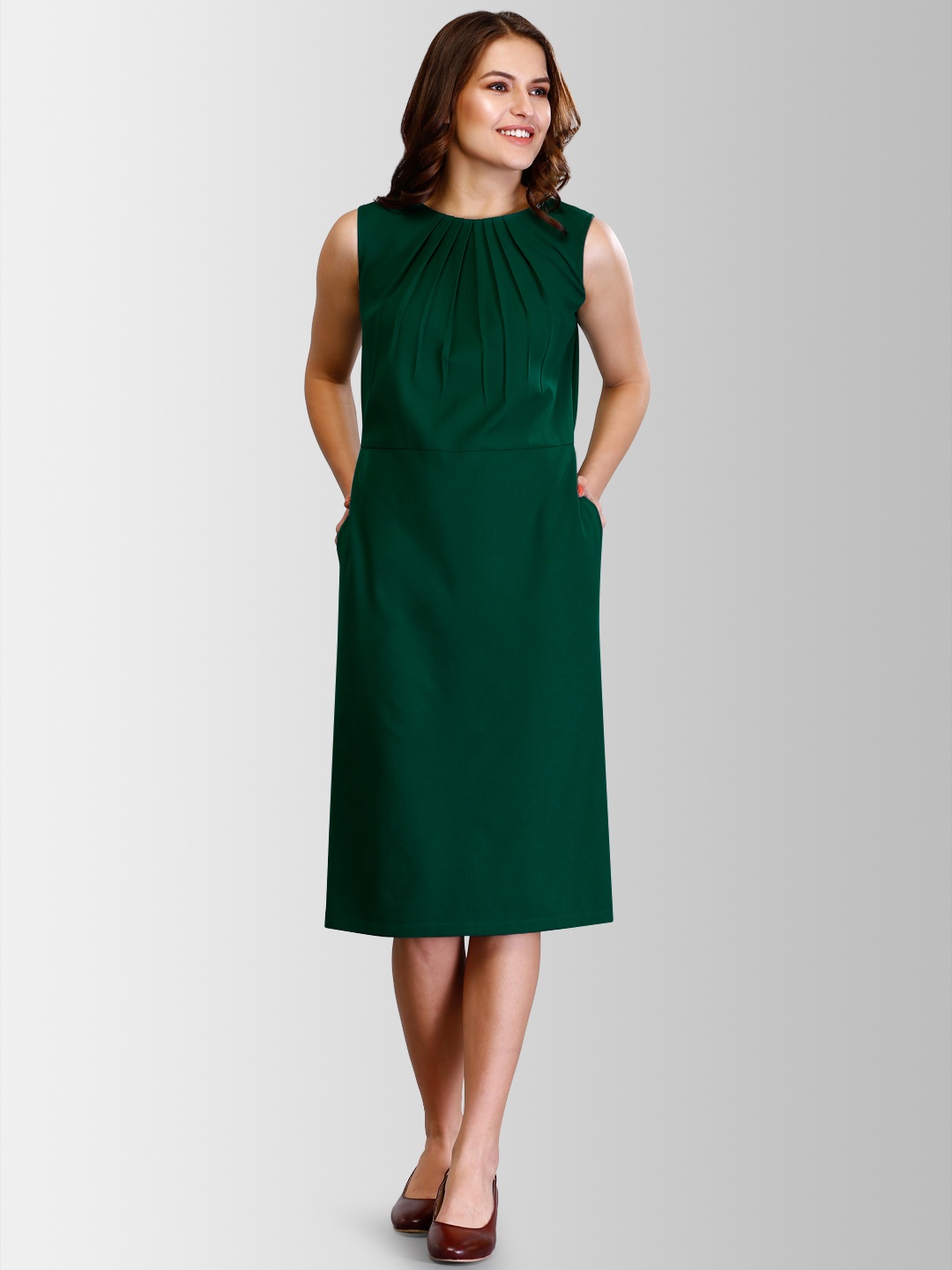 

FableStreet Women Green Solid Shirt Dress