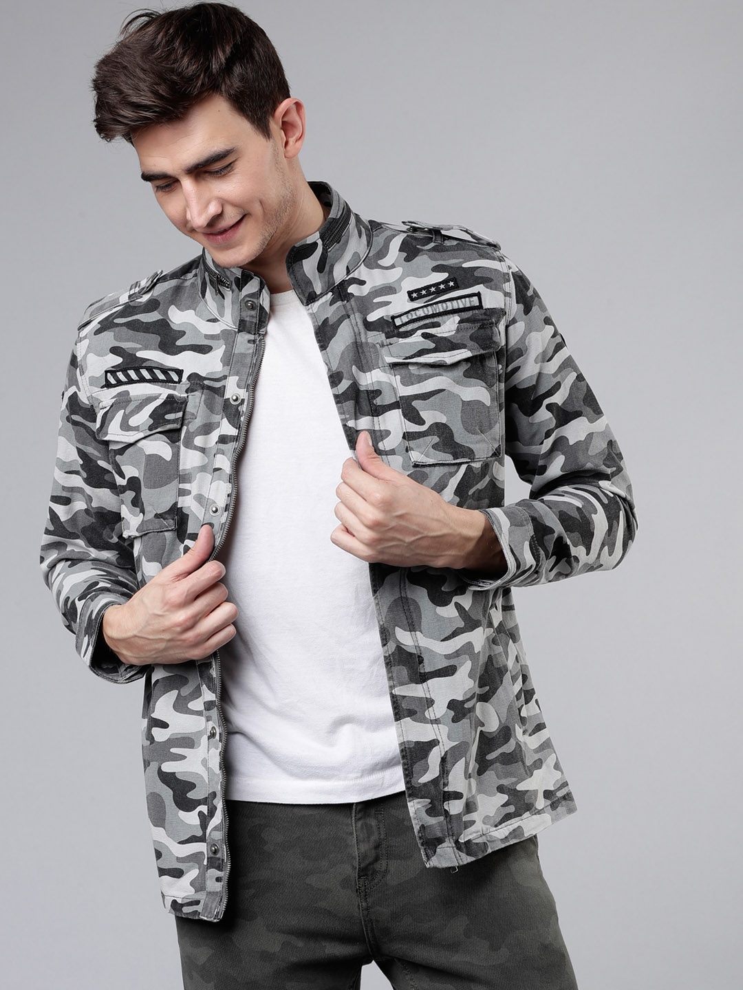 

LOCOMOTIVE Men Black & Grey Camouflage Printed Tailored Jacket