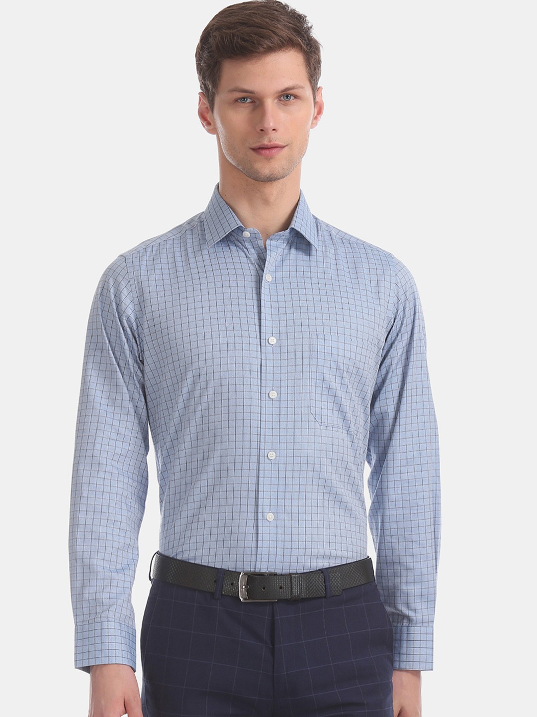 

Arrow Men Blue Regular Fit Checked Semiformal Shirt